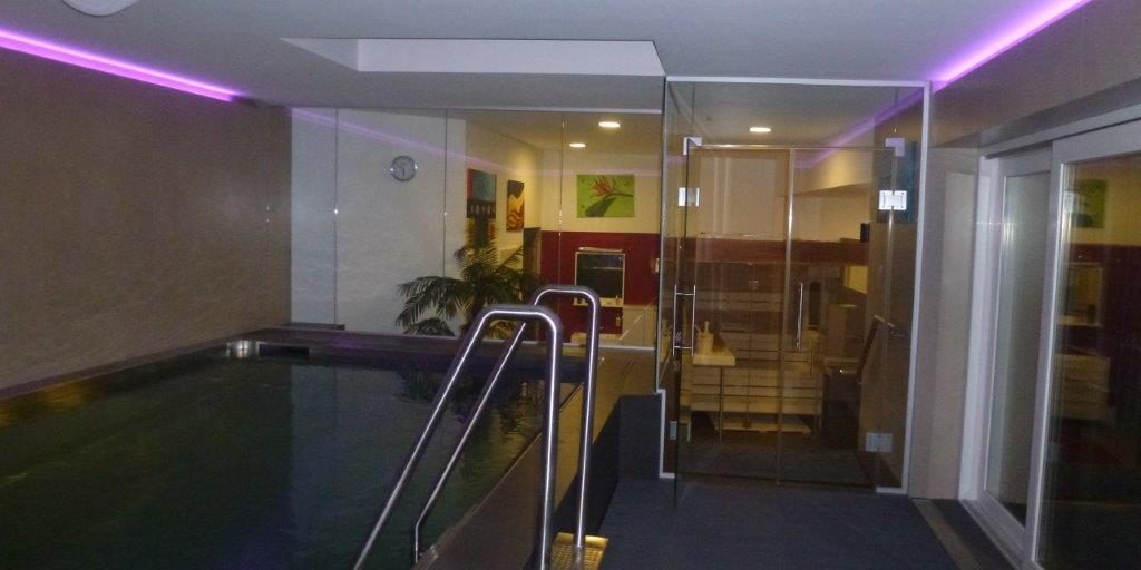Indoor-Pool